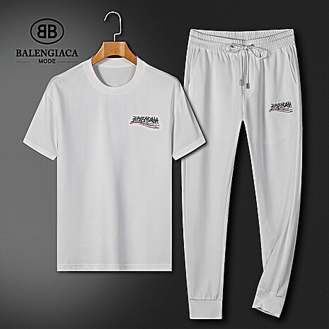 Balenciaga Tracksuits for Men #781932 replica