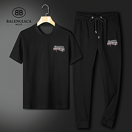 Balenciaga Tracksuits for Men #781933 replica