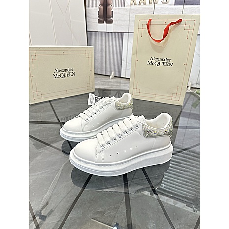 Alexander McQueen Shoes for Women #784640 replica