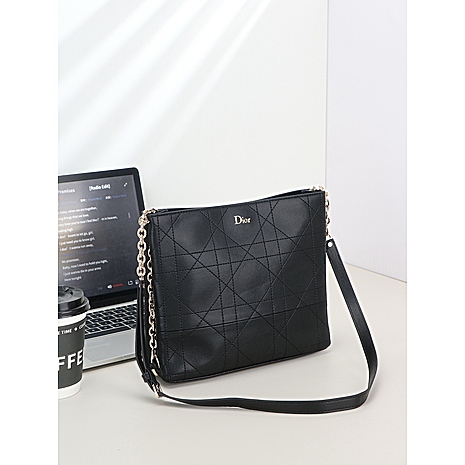 Dior AAA+ Handbags #784892 replica