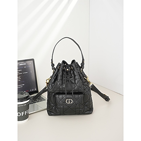 Dior AAA+ Handbags #784913 replica