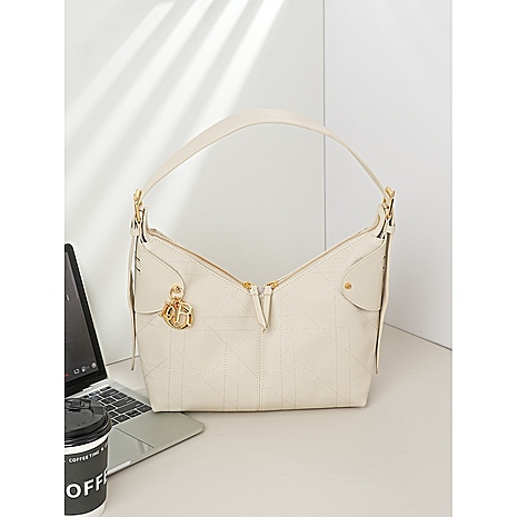 Dior AAA+ Handbags #784931 replica