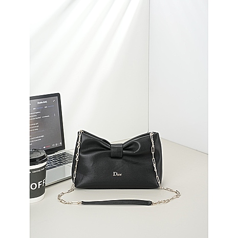 Dior AAA+ Handbags #784939 replica