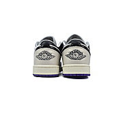 US$84.00 Air Jordan 1 Shoes for women #782473