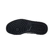 US$84.00 Air Jordan 1 Shoes for women #782484