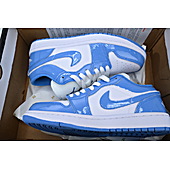 US$84.00 Air Jordan 1 Shoes for women #782492