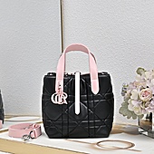 US$84.00 Dior AAA+ Handbags #784904