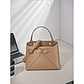 US$96.00 Dior AAA+ Handbags #784921