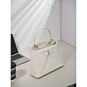 US$96.00 Dior AAA+ Handbags #784923