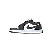 US$84.00 Air Jordan 1 Shoes for women #788300