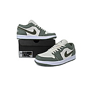 US$84.00 Air Jordan 1 Shoes for women #788357