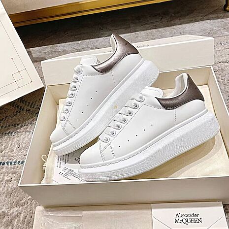 Alexander McQueen Shoes for Women #792145 replica