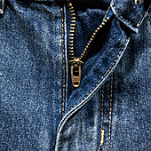 US$39.00 LOEWE Jeans for LOEWE Short Jeans for men #790256