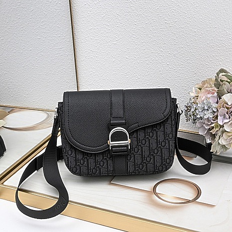 Dior AAA+ Handbags #803983 replica