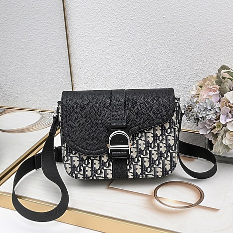 Dior AAA+ Handbags #803984 replica