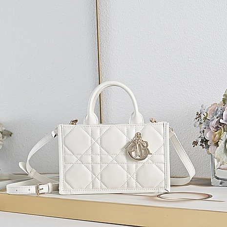 Dior AAA+ Handbags #803994 replica