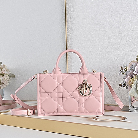 Dior AAA+ Handbags #803996 replica