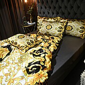 US$99.00 versace Bedding sets 4pcs #798380