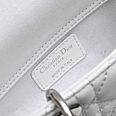 US$92.00 Dior AAA+ Handbags #803972