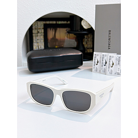 Balenciaga AAA+ Sunglasses #805113 replica