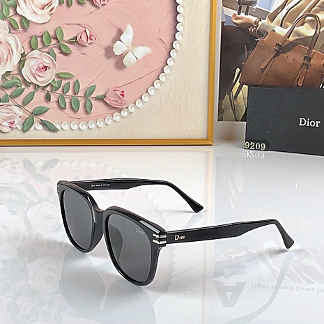 Dior AAA+ Sunglasses #805306 replica