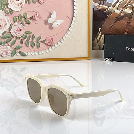 Dior AAA+ Sunglasses #805309 replica