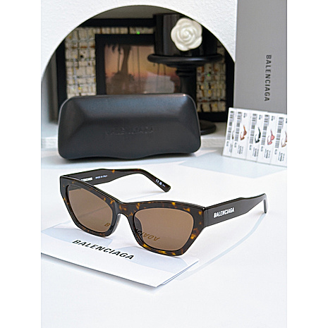 Balenciaga AAA+ Sunglasses #806312 replica