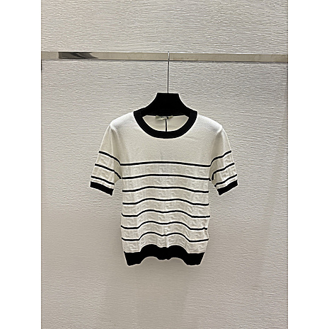 Fendi T-shirts for Women #809565 replica