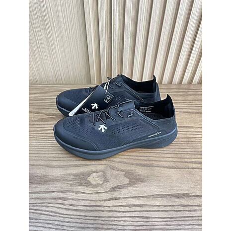 DESCENTE Shoes for Men #813105 replica