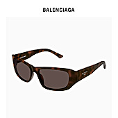 US$65.00 Balenciaga AAA+ Sunglasses #805107