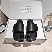 US$111.00 Maison Margiela Shoes for Maison Margiela Slippers for women #805627