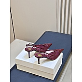 US$118.00 YSL 7.5cm High-heeled shoes for women #812731